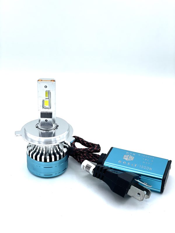 لامپ هدلایت خودرو D300 مدل H4 (سفید) بسته دو عددی